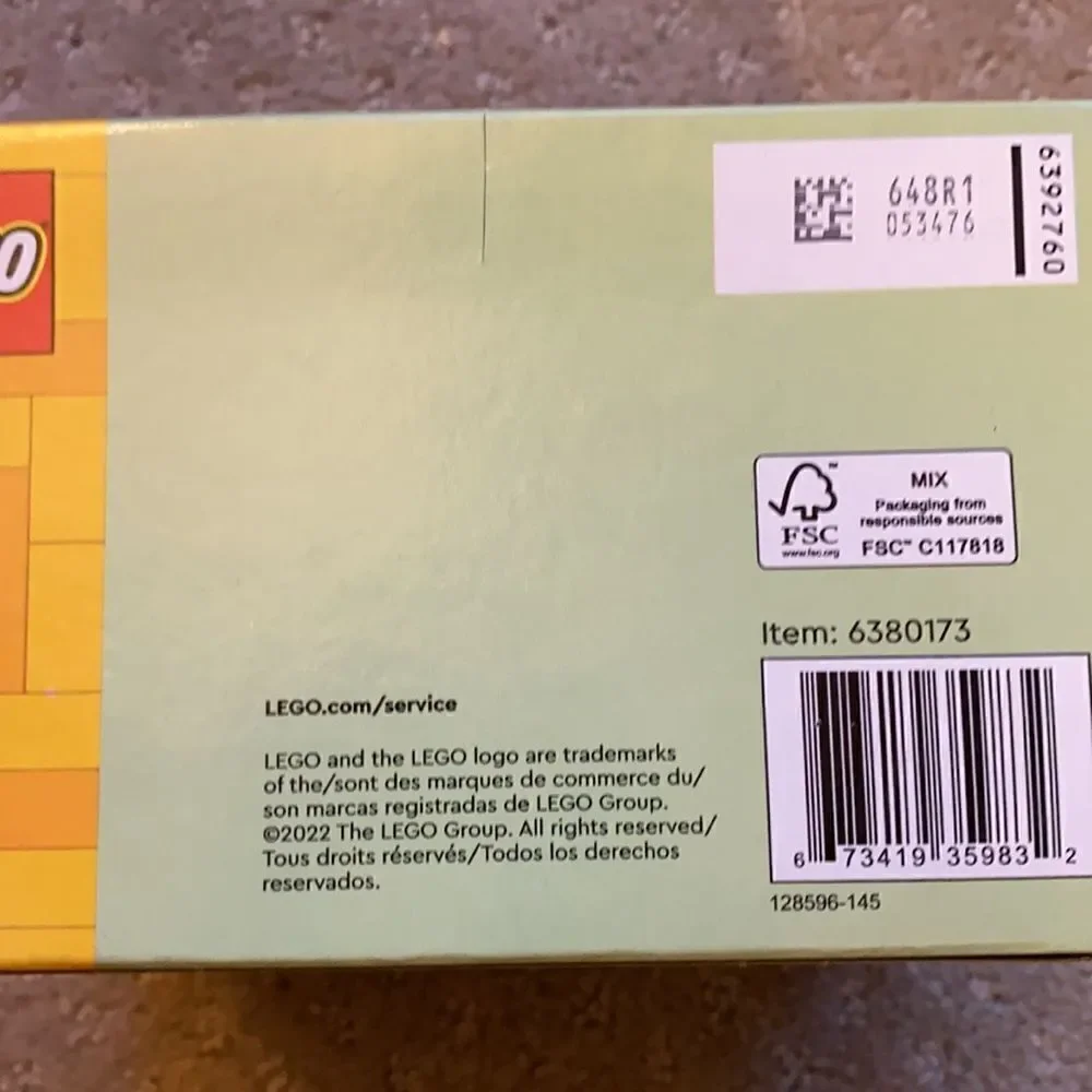 Lego 40523 Easter Rabbits. New. Sealed box. Collectible